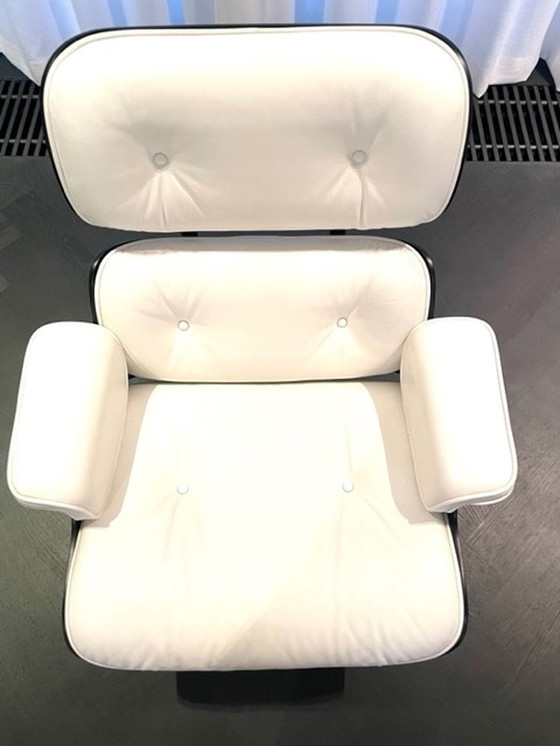 Image 1 of Vitra Eames Lounge Stuhl