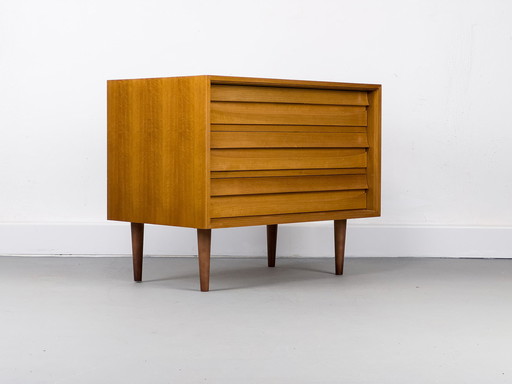 Vintage Walnut Chest of drawers, 1960s