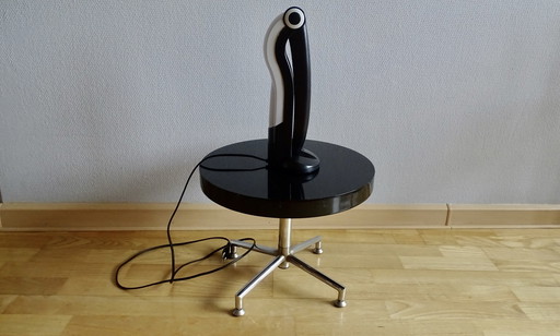 Ikonische Toucan-Lampe