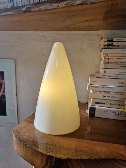 Vintage schwedische Kegellampe