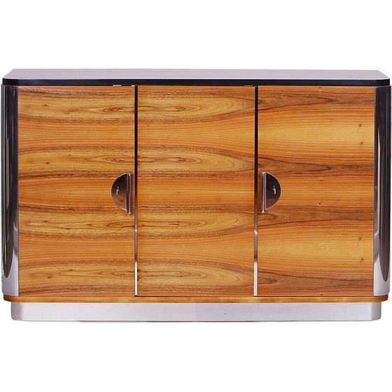 Image 1 of Vintage tschechisches Art Deco Highboard in Nussbaumfurnier für Tschechisches Wohndesign Manufaktur, 1920-1930