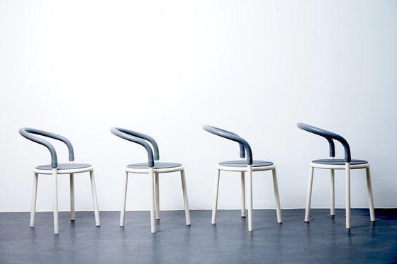 Image 1 of Mid-Century Pelikan Esszimmerstühle und Pelikan Tisch von Fritz Hansen, 5er Set