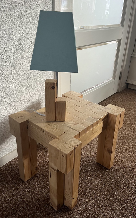 Image 1 of Design Beistelltisch + Lampe aus Kiefernholz