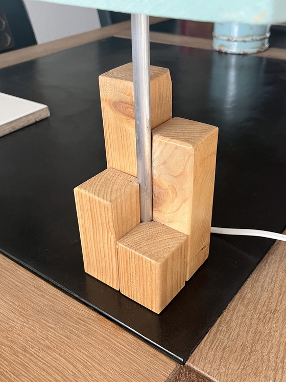 Image 1 of Design Beistelltisch + Lampe aus Kiefernholz