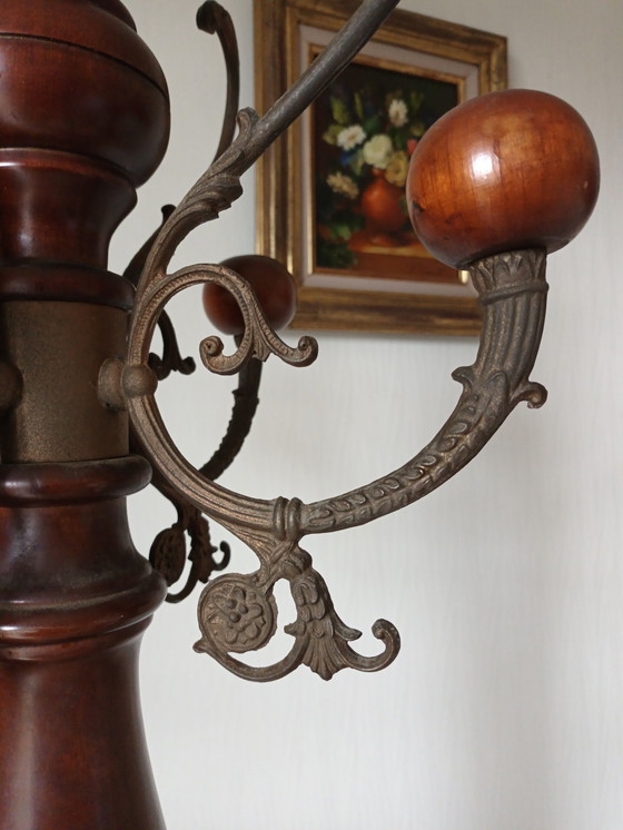 Image 1 of Garderobenständer Antique Style Xx.
