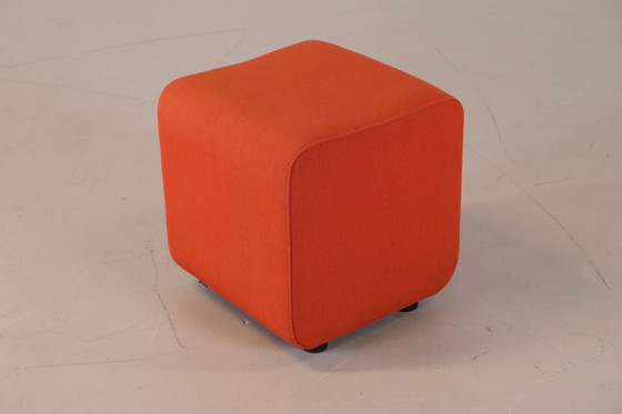Image 1 of Ahrend Pouf/Hocker orange
