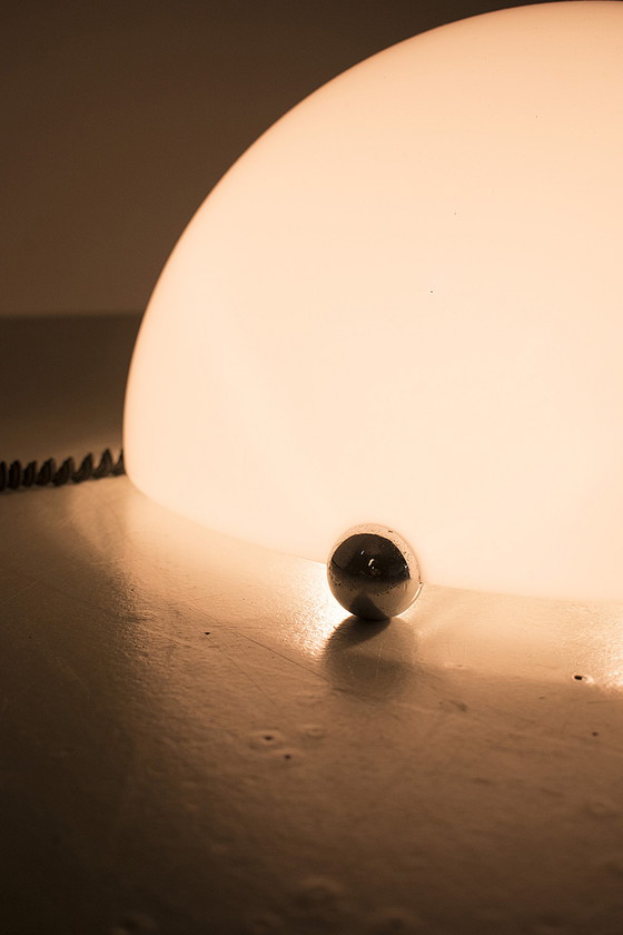 Image 1 of Italienische Stehlampe mit Acrylschirm