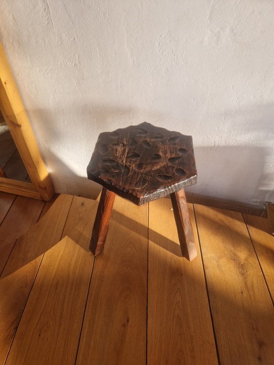 Image 1 of Brutalistischer spanischer Melkschemel im Vintage-Stil
