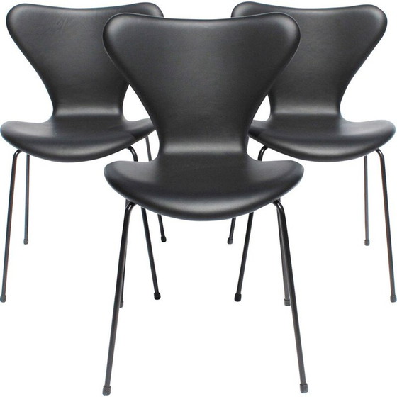 Image 1 of Satz von 3 Vintage-Stühlen Modell 3107 von Arne Jacobsen für Fritz Hansen, 2016