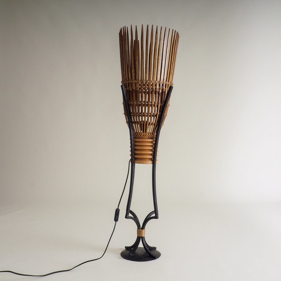 Image 1 of Stehlampe aus Bambus und Schmiedeeisen