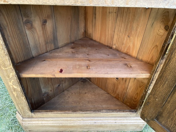 Image 1 of Holländischer Eckschrank 19E Jahrhundert Eiche
