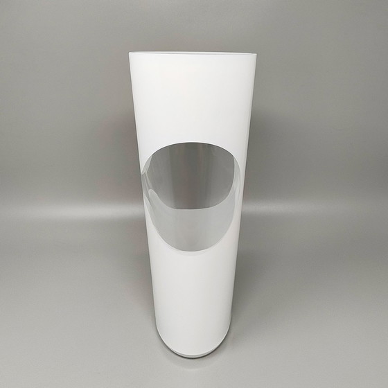 Image 1 of 1970S Erstaunliche weiße Space Age Vase von Linea Glas. Hergestellt in Italien