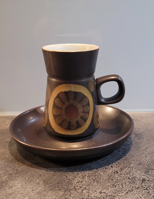 Denby Arabesque Kaffeetasse und Untertasse