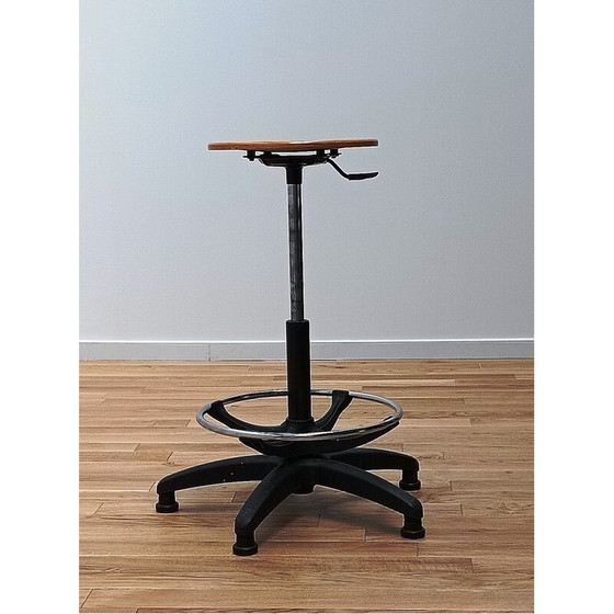 Image 1 of Vintage-Laborhocker