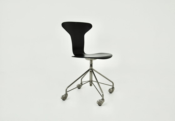 Image 1 of Fritz Hansen Stuhl Modell 3117 von Arne Jacobsen