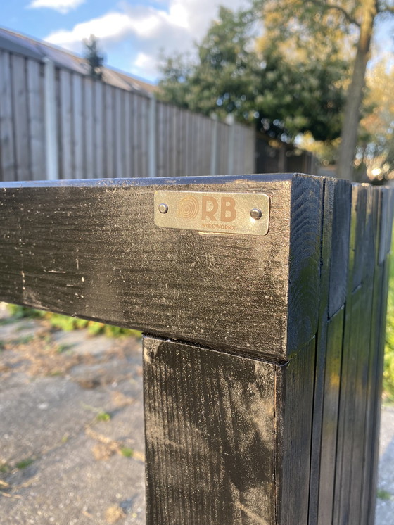 Image 1 of Moderne Gartenbänke