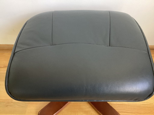 Vintage Hocker