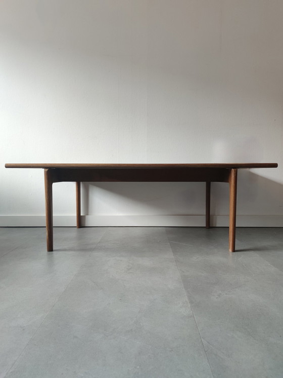 Image 1 of Couchtisch mit dänischem Design von Hans J. Wegner, GE15