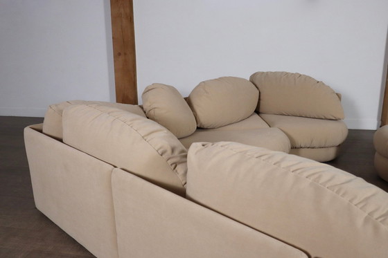 Image 1 of Skulpturales Sofa in Beige von Wiener Werkstätte, Österreich 1970er
