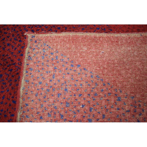 Image 1 of Alter roter geometrischer Wollteppich, 1970