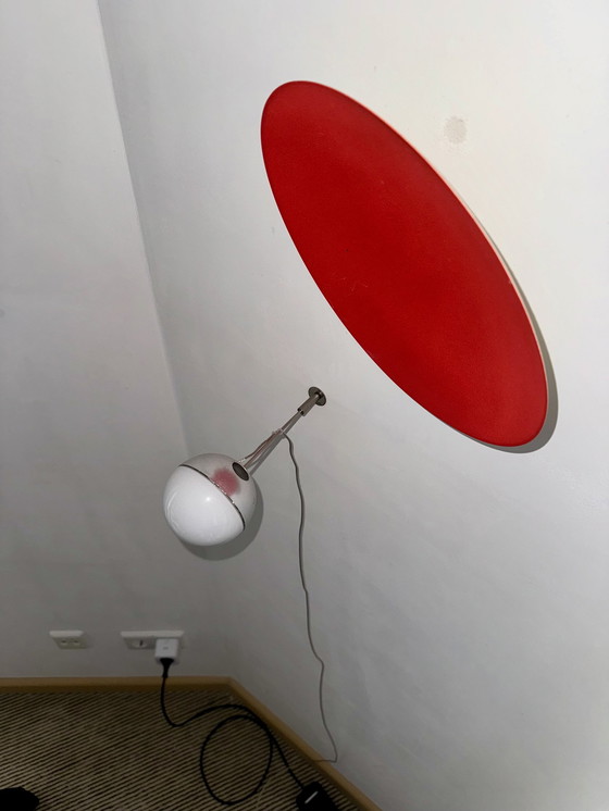 Image 1 of Tecta Sessel mit Fußhocker, Lampe, Rednerpult + Tisch