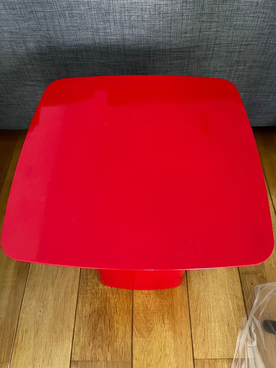 Image 1 of Vitra Metall Beistelltisch