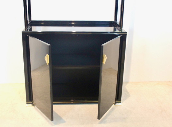 Image 1 of Pierre Vandel Paris Schwarz lackiert Französisch Kabinett mit Regal Display