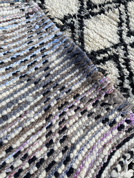 Image 1 of Marokkanischer Schwarz - Weiß Berberteppich