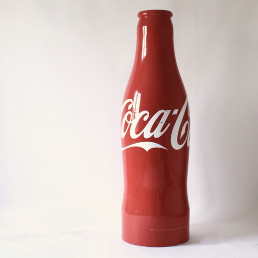 Riesige "Coca Cola"-Flasche