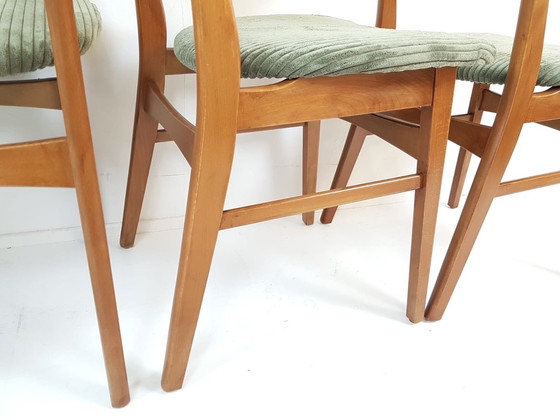 Image 1 of 4 Vintage dänische Farstrup Stühle | Neue gepolsterte grüne Rippe