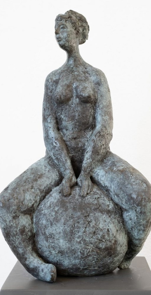 Frau von Welt - De Jong – Elly De Jong, beeldhouwkunst, Bronze, Modern (photo 2 of 5)