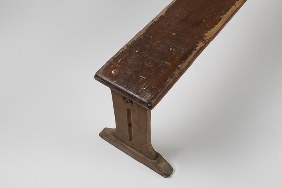 Image 1 of Rustikale Französisch Bank in Eiche mit Schnitzereien und schöne Patina, 1850S