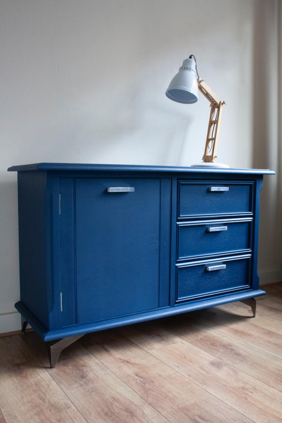 Image 1 of Blickfang! Königsblauer Schrank!