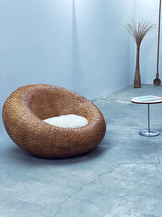 Image 1 of Rattan Geflecht „Mushroom“ Chair Pille Sessel Mit Schaffell Kissen, Frankreich 1970Er