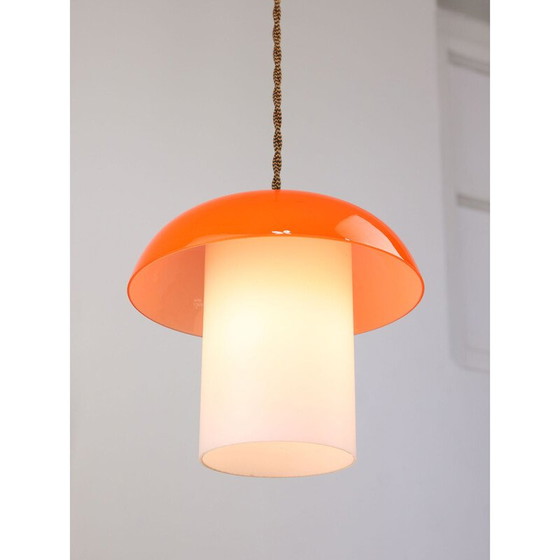 Image 1 of Mid Century Pendelleuchte aus orangefarbenem Glas und Messing