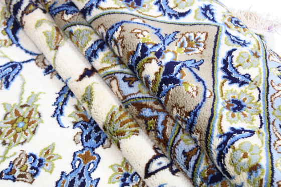 Image 1 of Original Isfahan Sehr Feiner Perserteppich Mit Seide Kette 433 X 252 Cm  