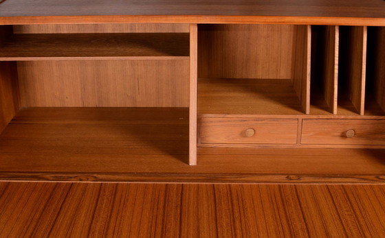 Image 1 of Mittelalterlicher dänischer Teak-Büroschrank von H.W. Klein für Bramin