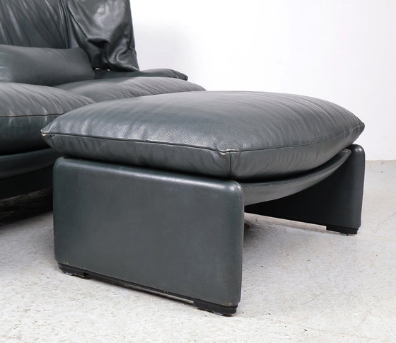 Image 1 of Cassina Portovenere Ledersofa mit Hocker