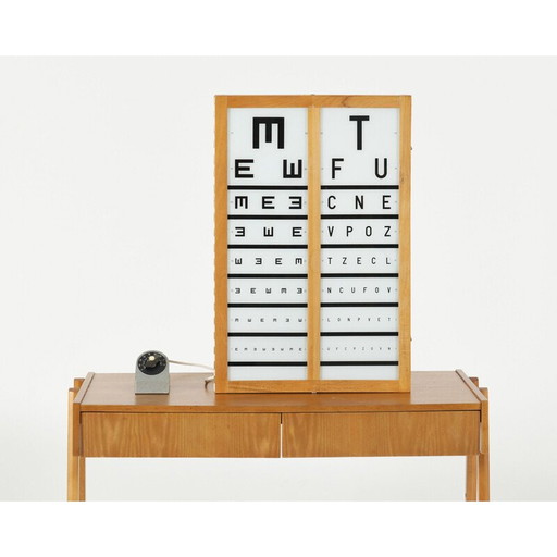 Beleuchtete alte Lichtdruckschrift von Dioptra Kromeriz, Tschechoslowakei 1980