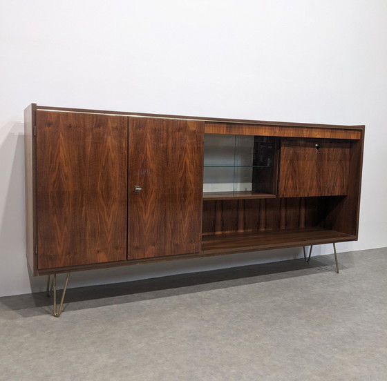 Image 1 of Sideboard aus lackiertem Wurzelnussbaum