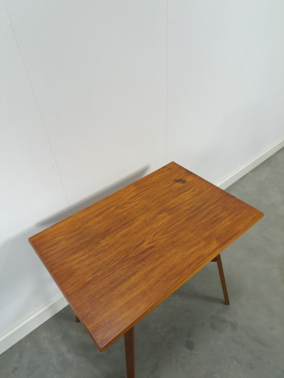 Image 1 of Design Tisch Drevopodnik mit Kunststoffnetz