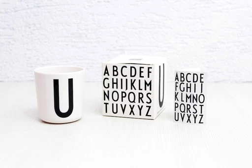 Becher von Design Letters Arne Jacobsen