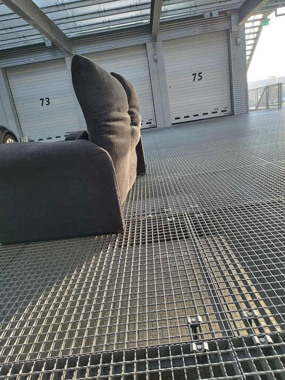 Image 1 of Cassina Maralunga Bank