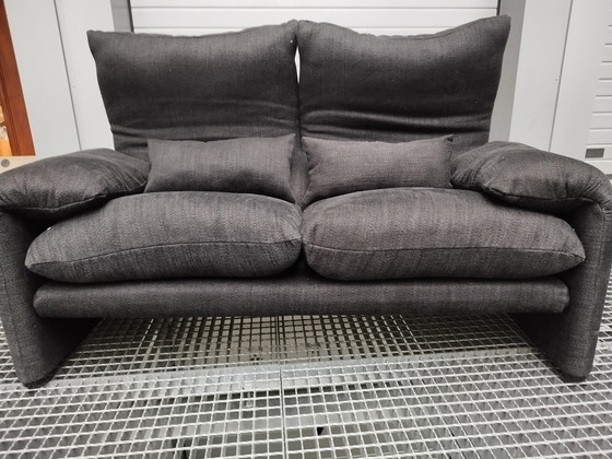 Image 1 of Cassina Maralunga Bank