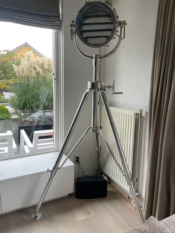 Image 1 of Schiffslampe auf Stativ der Marke Eichholtz