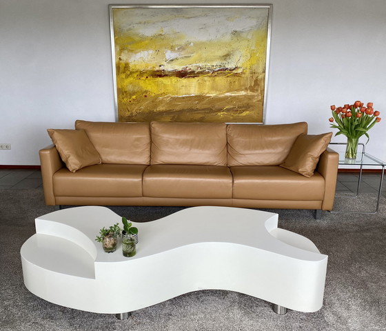 Image 1 of Montel Bank