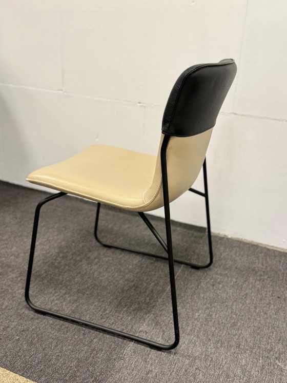 Image 1 of Leolux ditte cremeweiß schwarz 