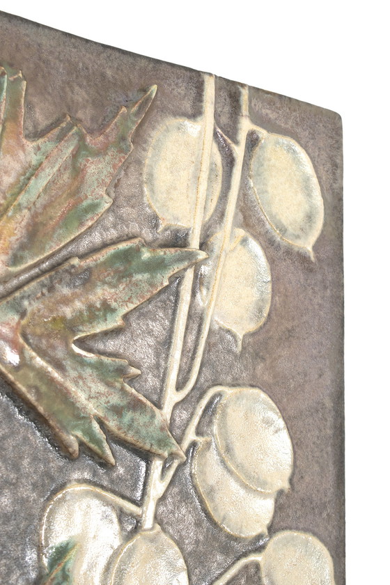 Image 1 of Wandteller aus Majolika-Amaryllis