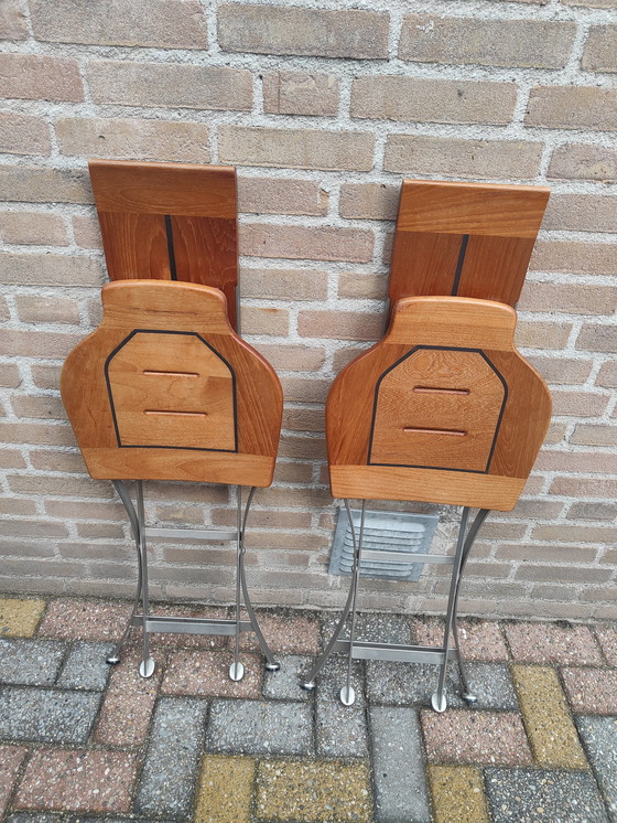 Image 1 of 2 Zwei Cappuccino Klappstühle und Klapptische Original Set