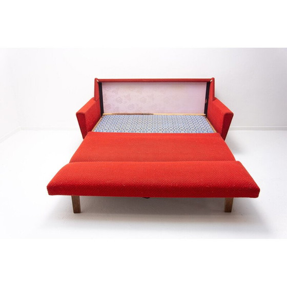 Image 1 of Vintage Klappsofa aus Holz und Stoff, Tschechoslowakei 1960